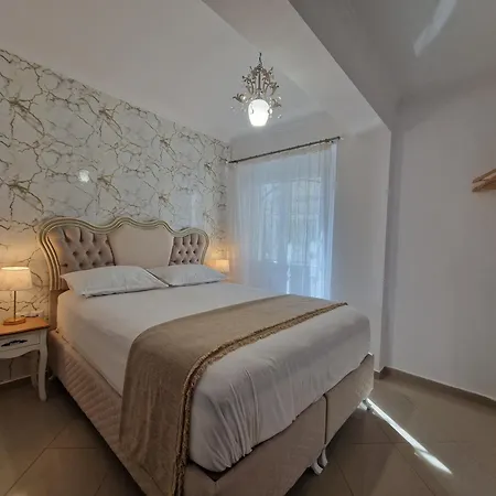 Iro * Nea Peramos (Macedonia)