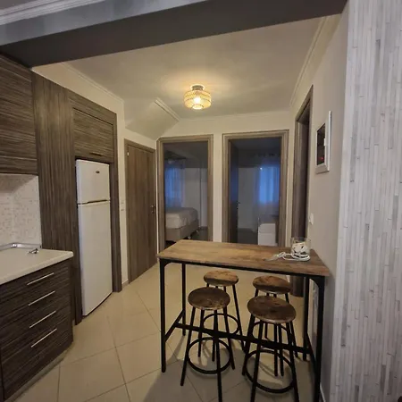 Iro Apartment